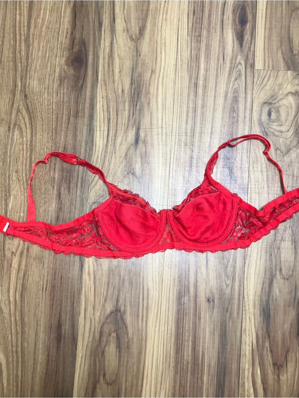Red bra size xs